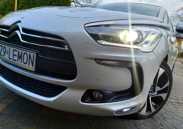 Citroen DS5 cena 47900 przebieg: 230000, rok produkcji 2015 z Morąg małe 497